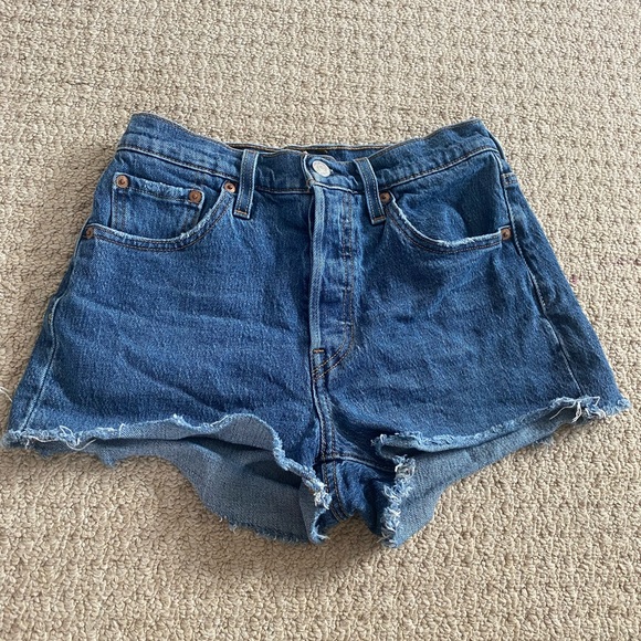 Levi’s 501 jean shorts - Picture 1 of 5